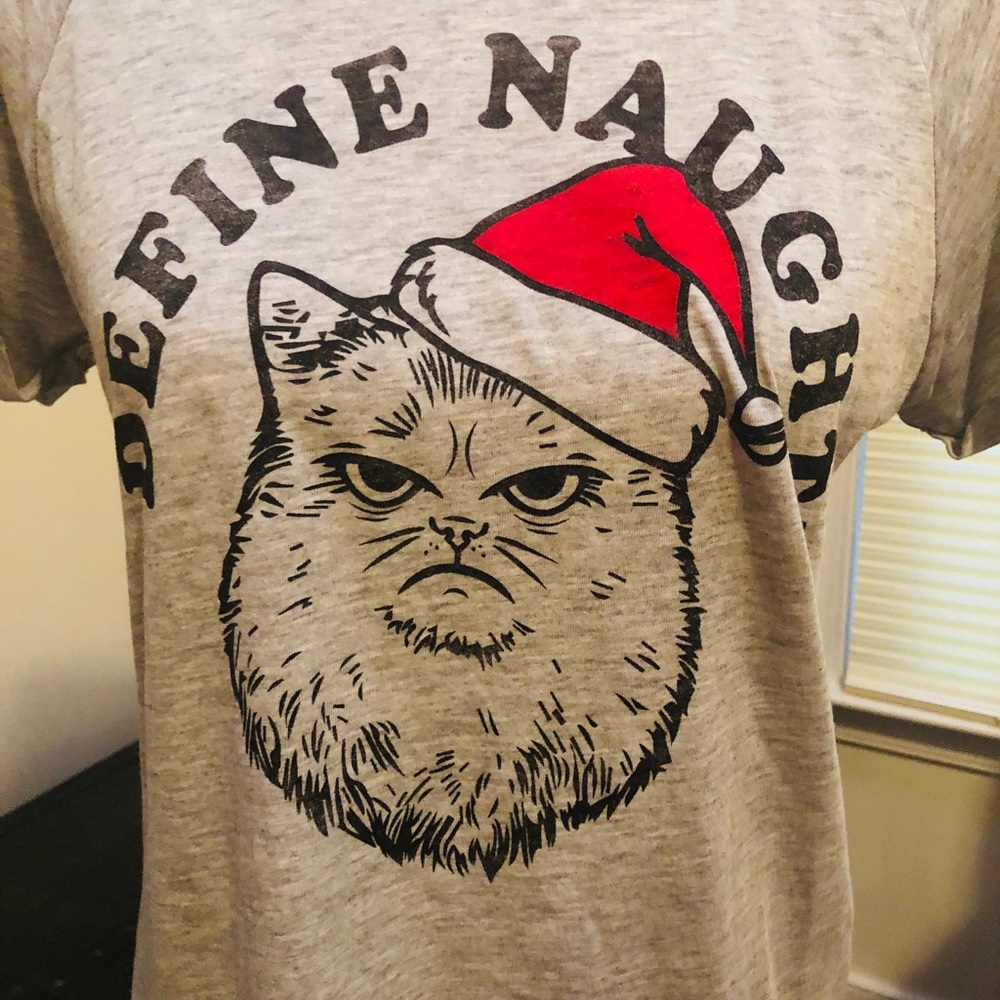 Grumpy Cat 😾 Define Naughty T-shirt 🎄💋 - Picture 3 of 7